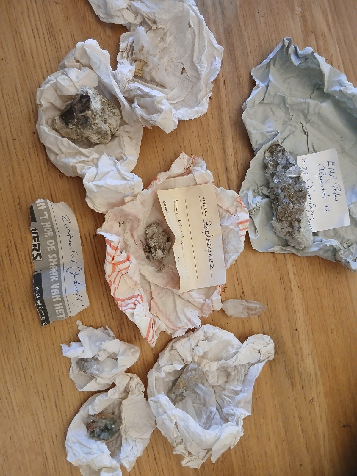 Prachtige collectie Alpiene Mineralen uit Zwitserland 8stuks, Ophalen of Verzenden