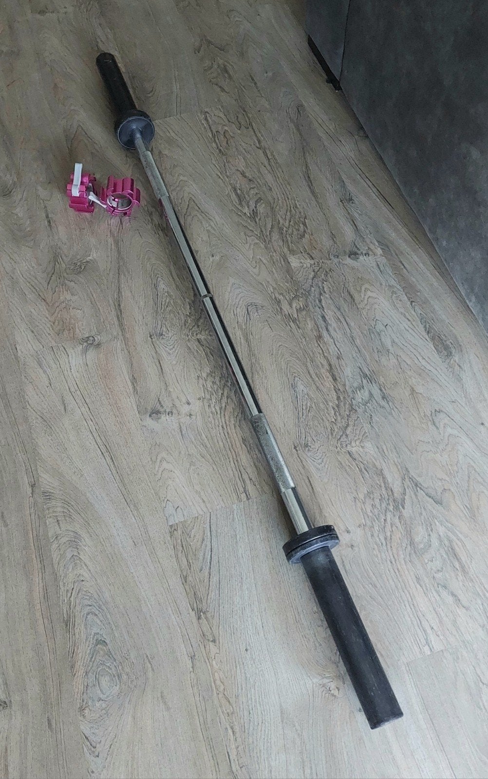 Technogym olympische Fitness Bar 150cm + aluminium lock jaws, Ophalen, Gebruikt, Benen, Halterstangen