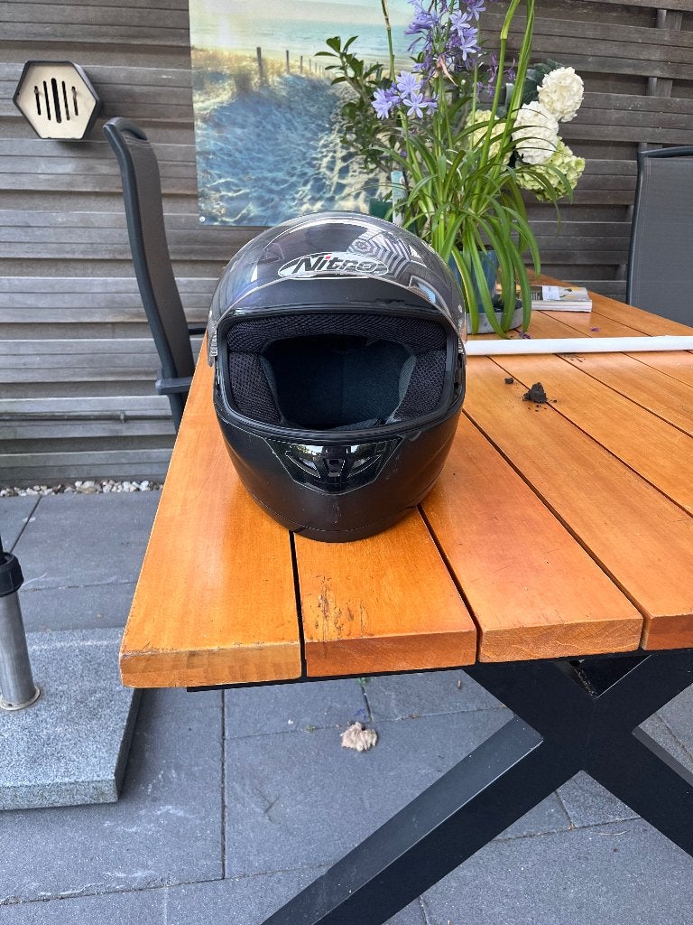Helm, Ophalen of Verzenden, Zo goed als nieuw, Medium