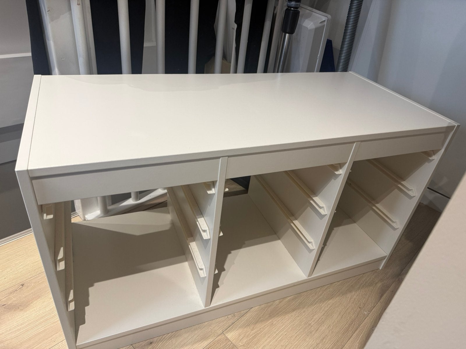 Trofast ikea , 2 blauwe bakken erbij, Ophalen, Zo goed als nieuw