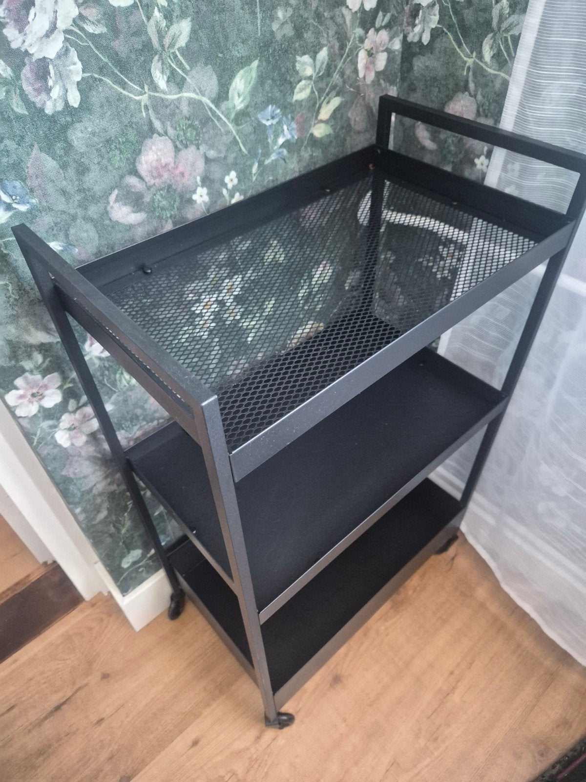 Roltafel Nissafors ikea, Ophalen, Zo goed als nieuw