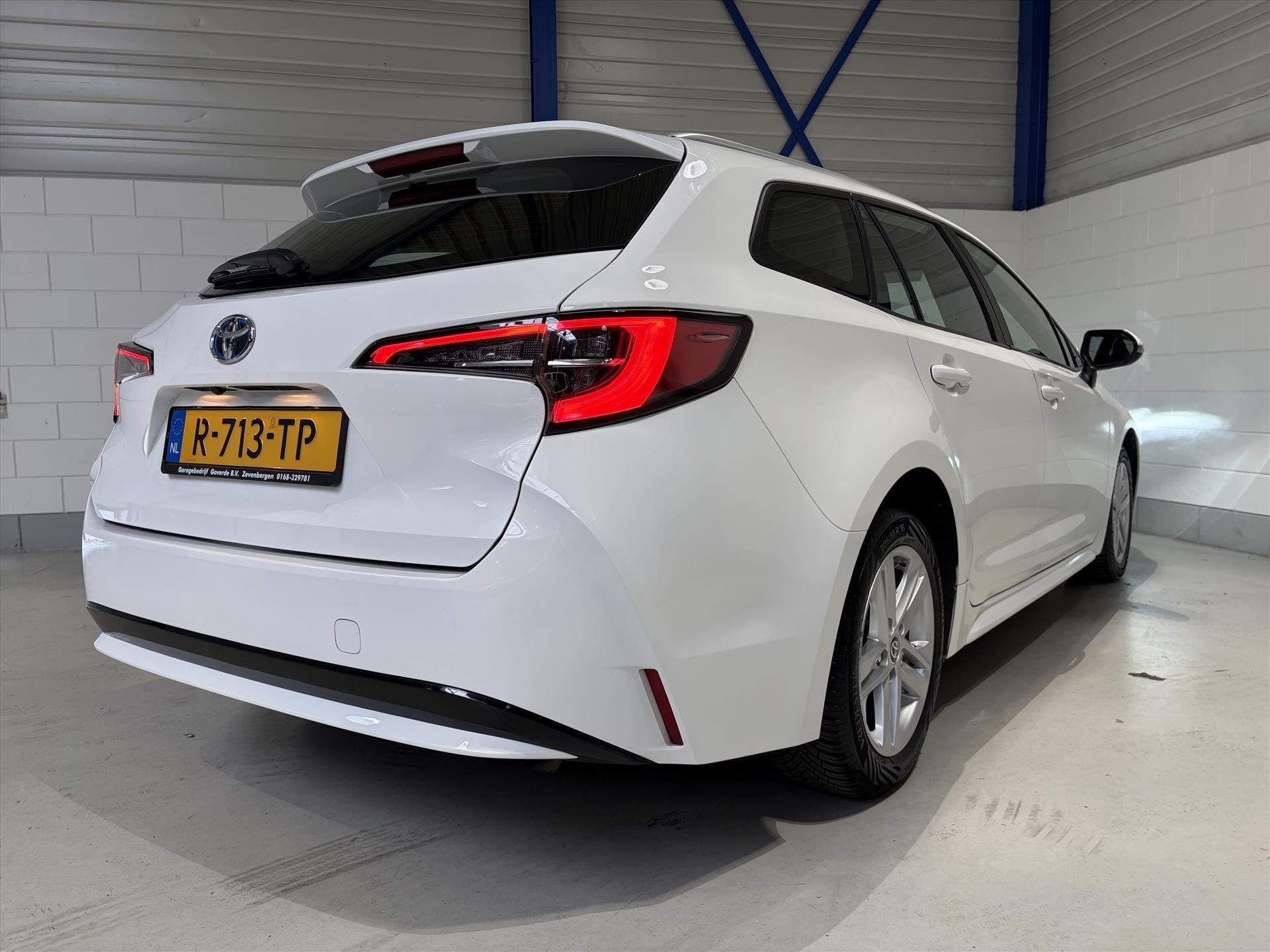 Toyota Corolla Touring Sports 1.8 Hybrid 122pk CVT Business, Auto's, 1345 kg, Gebruikt, 4 cilinders, Corolla