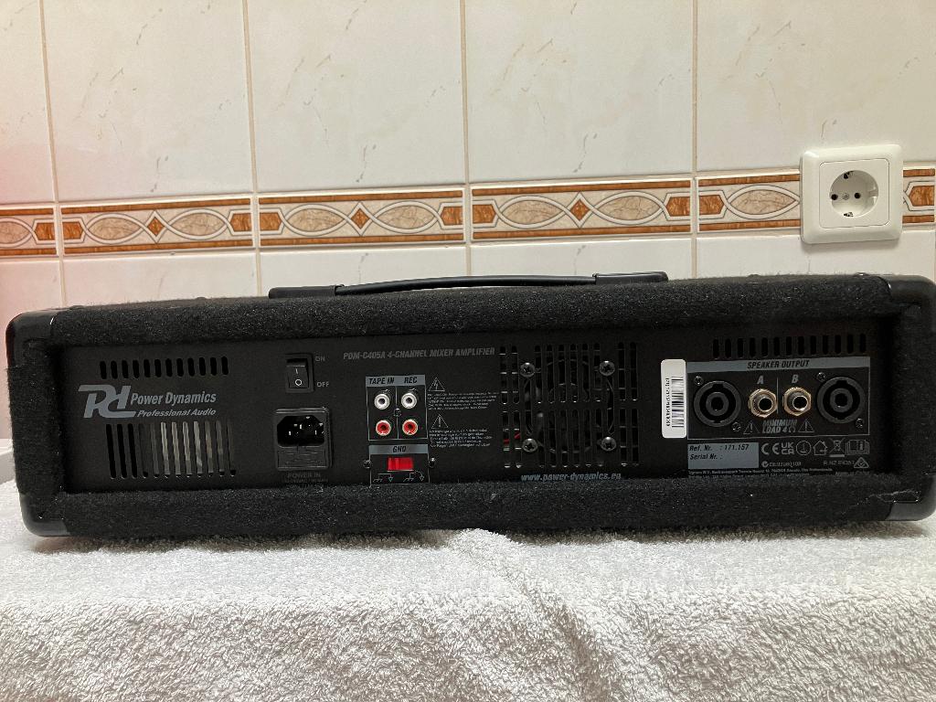 power mixer PDM C405A, Ophalen of Verzenden, Zo goed als nieuw, Minder dan 5 kanalen, Microfooningang