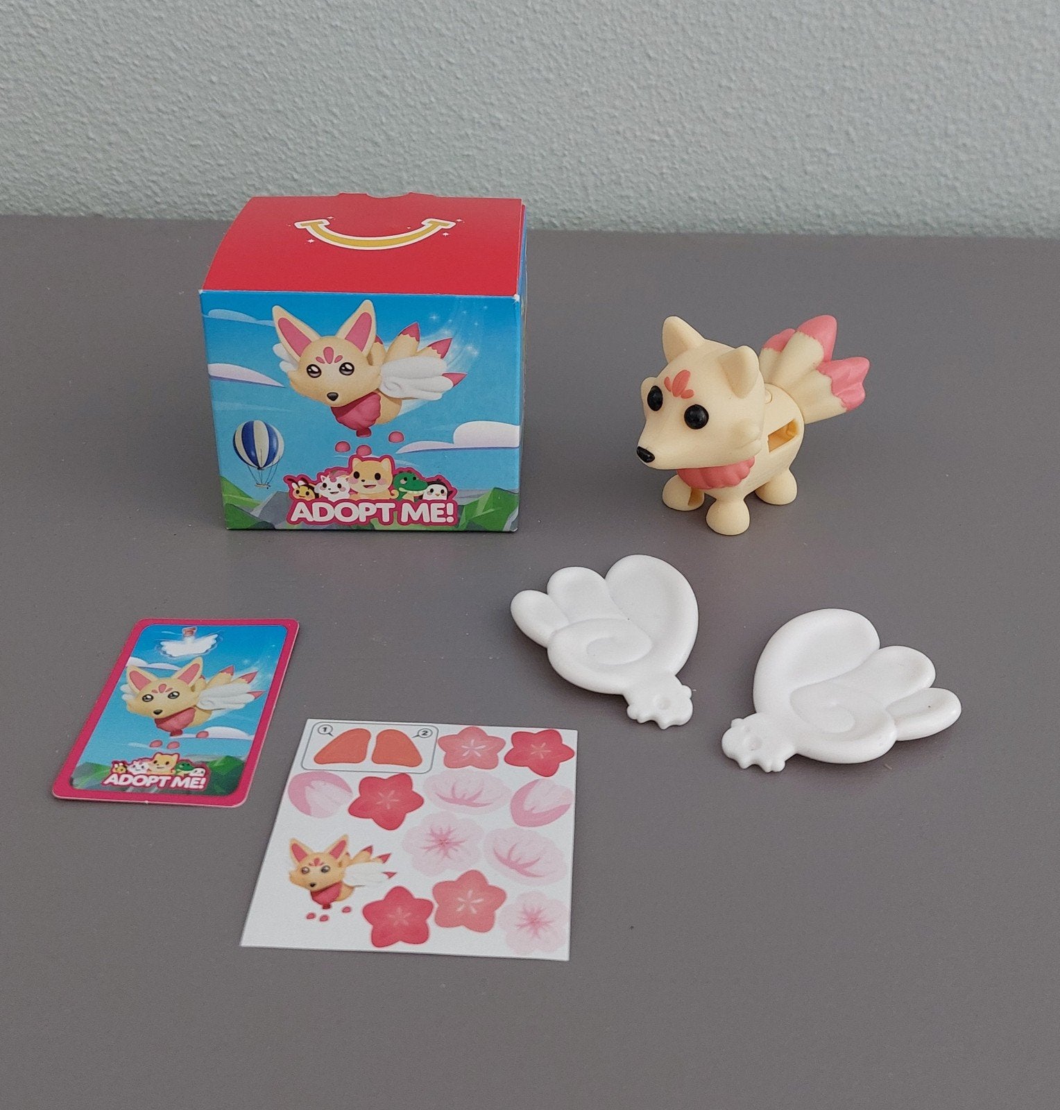 ROBLOX ADOPT ME! Happy Meal - Flying Kitsune, Ophalen of Verzenden, Zo goed als nieuw