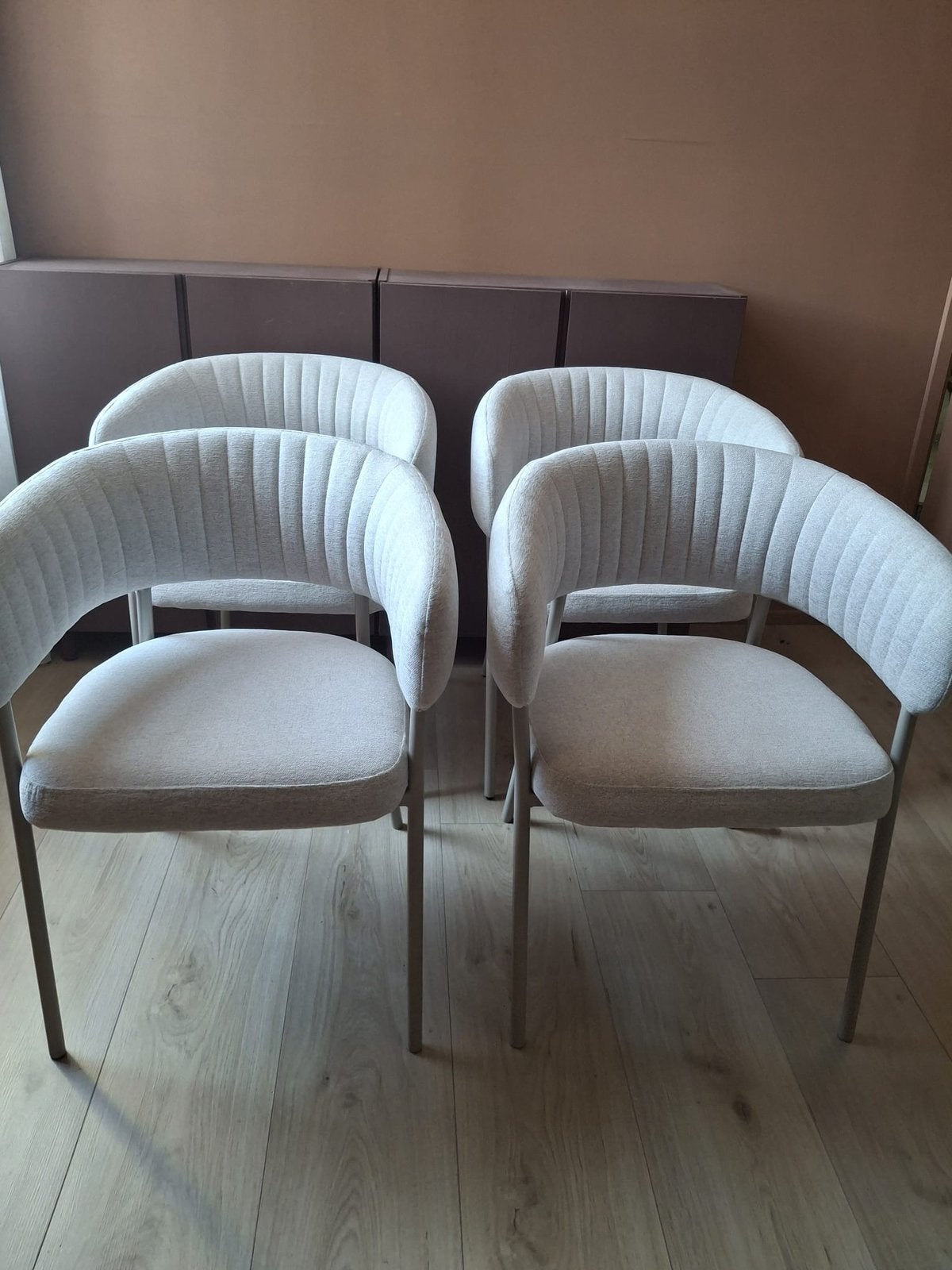 Set 4 Lovi Stoelen, Huis en Inrichting, Ophalen, Zo goed als nieuw