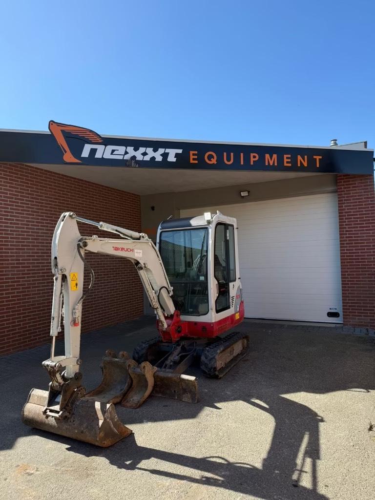 Takeuchi TB 219 (bj 2014), Zakelijke goederen, Machines en Bouw | Kranen en Graafmachines, Graafmachine