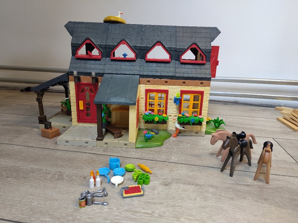 Playmobil Grote Boerderij 4055 met dieren en meubels, Gebruikt, Gebouw, Complete set, Ophalen of Verzenden