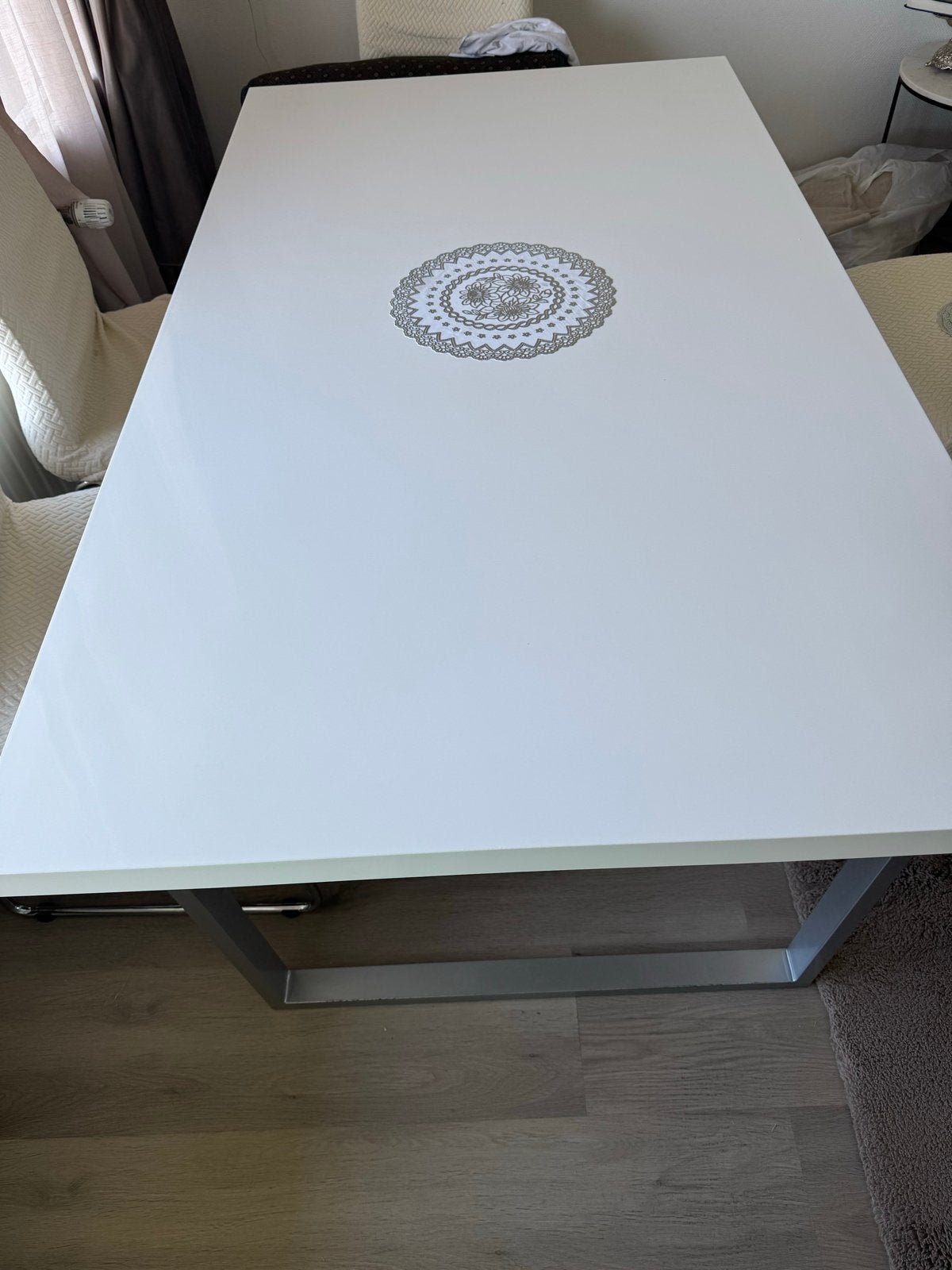 Moderne eettafel 190x90 cm - Krasvrij en in goede staat, Huis en Inrichting, Ophalen, Overige materialen, 50 tot 100 cm, Zo goed als nieuw