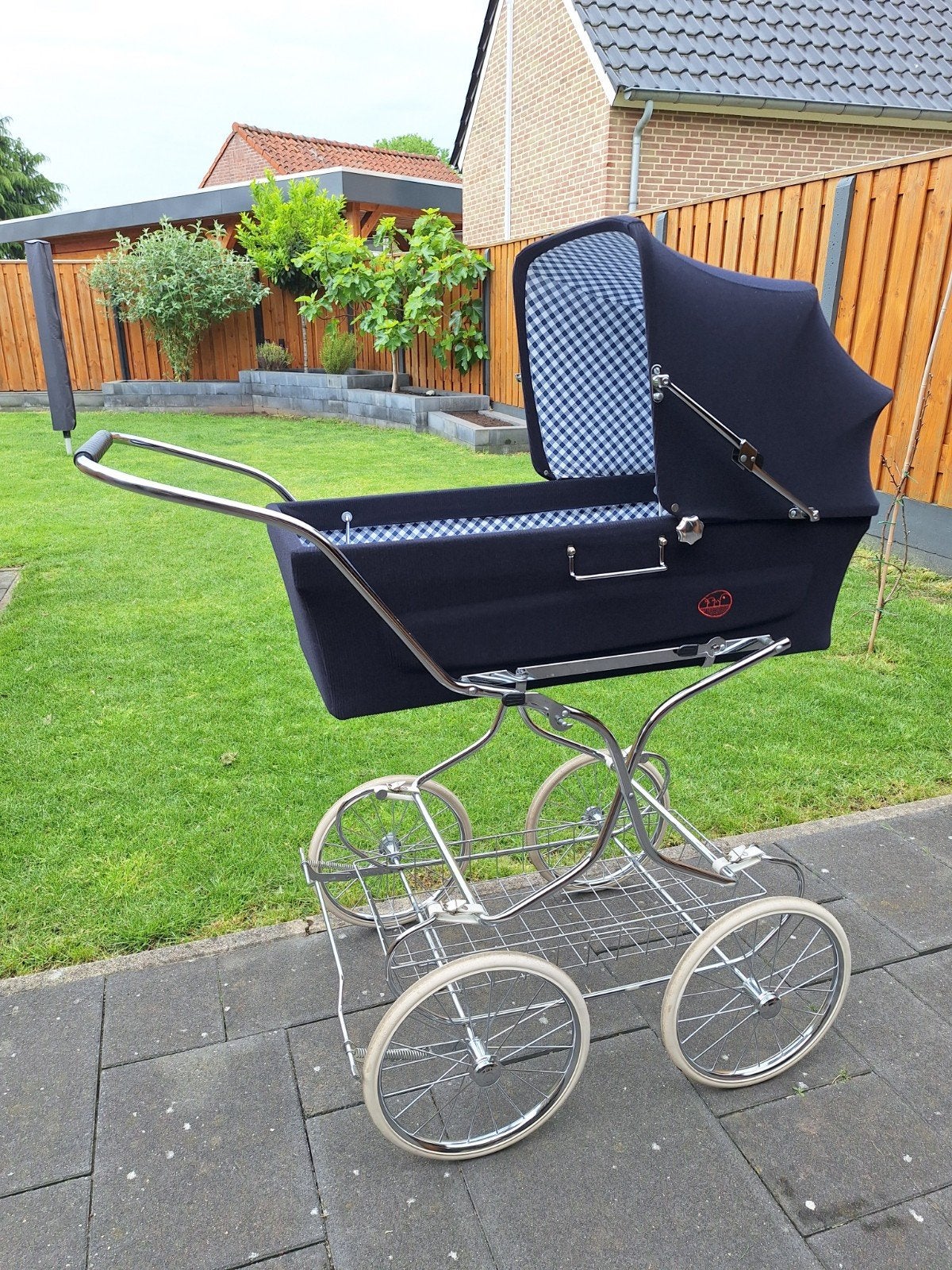 Retro kinderwagen, Luchtbanden, Zo goed als nieuw, Ophalen, Kinderwagen