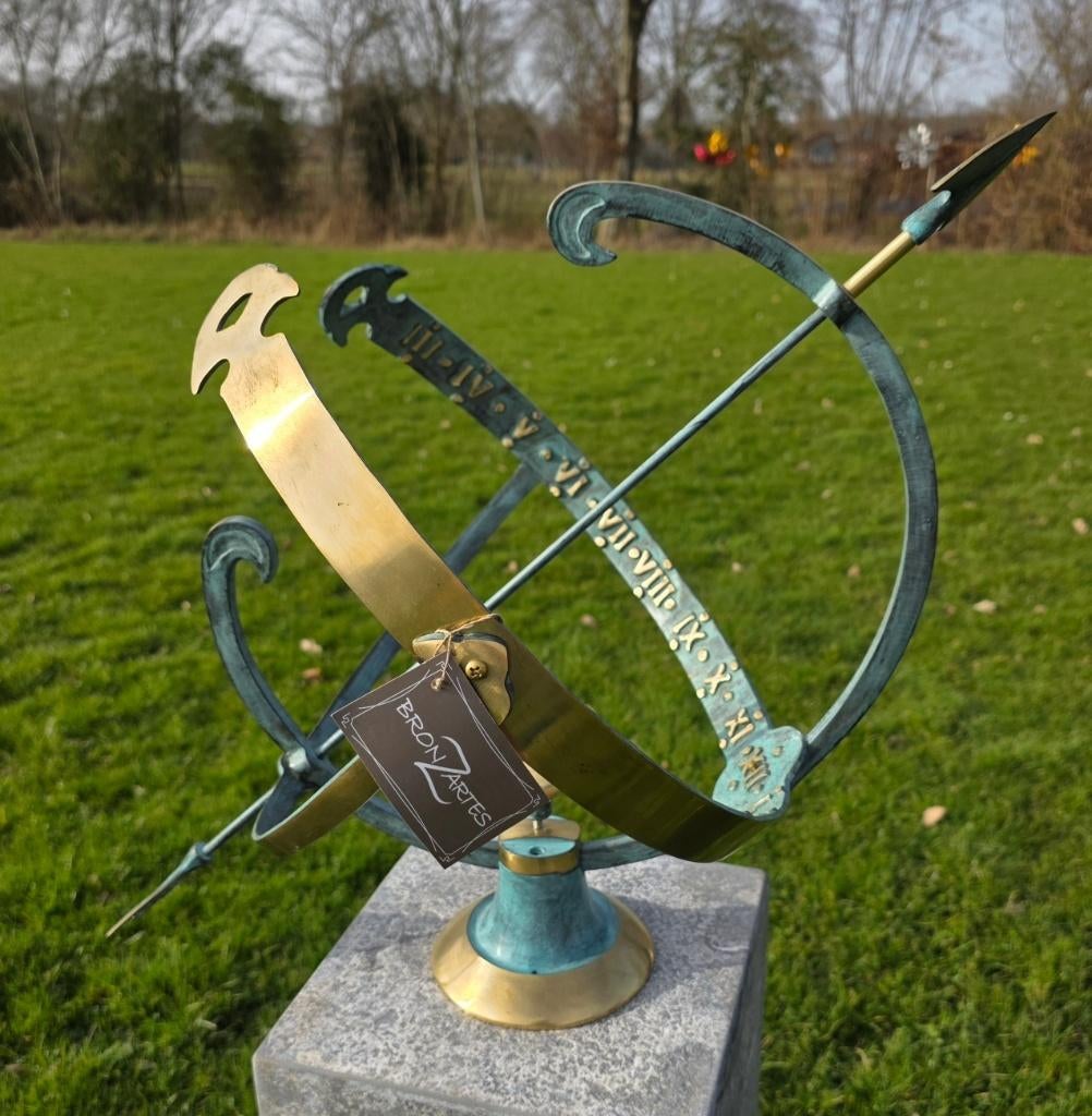 bronzen ZONNEWIJZER / geen verzendkosten / €399,-, Tuin en Terras, Zonnewijzers, Nieuw, Info@huisentuindecoratiemarie.nl, Huis en tuin decoratie marie