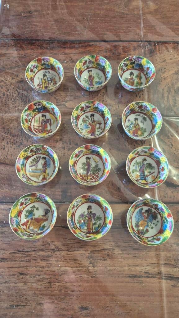 Vintage Chinese porseleinen sakekopjes, handgeschilderd, Ophalen of Verzenden