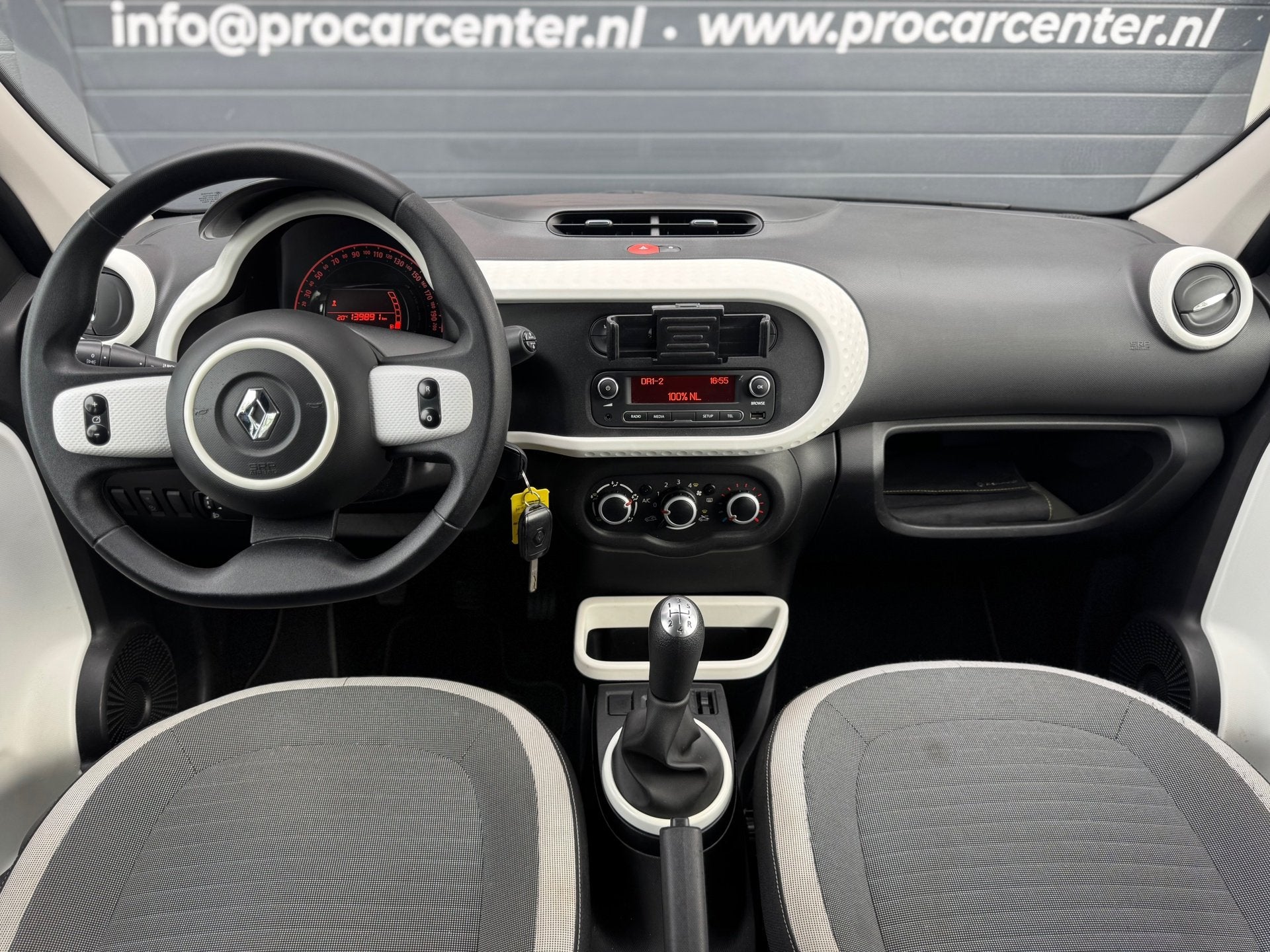 Renault Twingo 1.0 SCe Collection AIRCO|CRUISE|EL.RAMEN|NAP|, Auto's, Renault, Dealer onderhouden, Gebruikt, Euro 6, 840 kg