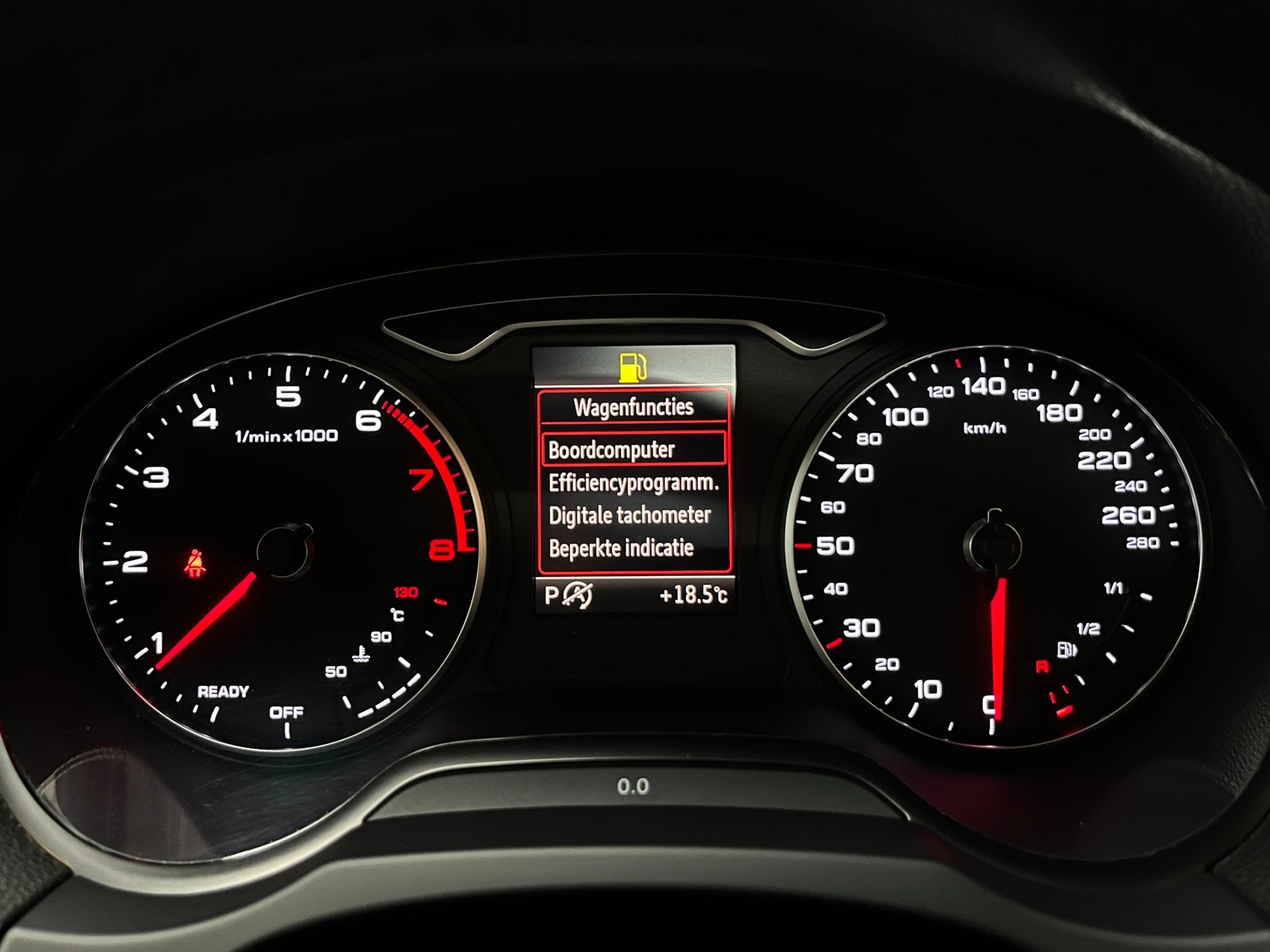 Foto 33 van Audi A3 Limousine 1.8 TFSI quattro S tronic Pano/Navigatie/B