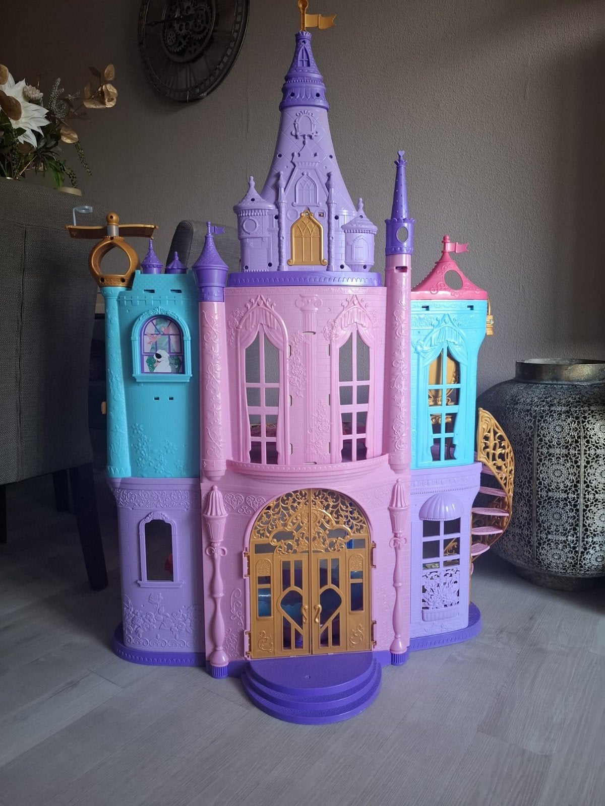 Disney Princess Magische Avonturen Kasteel Poppenhuis, Kinderen en Baby's, Speelgoed | Poppenhuizen, Ophalen, Zo goed als nieuw