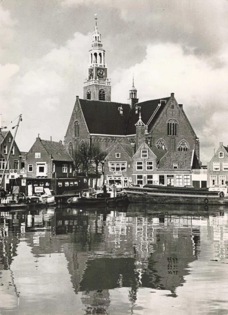 Maassluis Haven met de Grote Kerk AT326, Ophalen, 1960 tot 1980, Ongelopen, Zuid-Holland