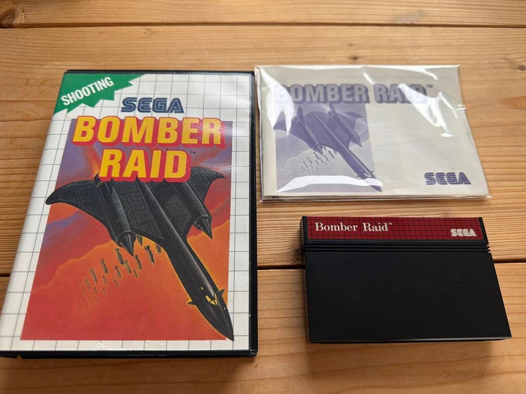 Bomber Raid - Sega Master System (Mint & Compleet), Ophalen of Verzenden, Zo goed als nieuw, Shooter, Master System