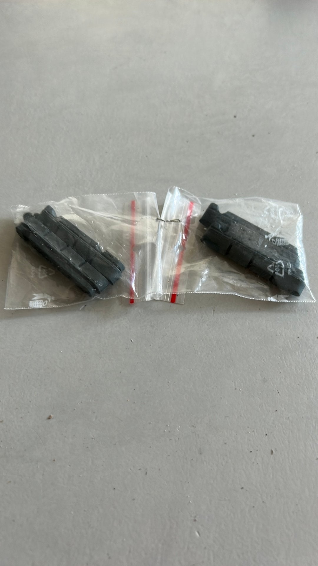 Nieuwe remblokjes voor carbon velg, Ophalen of Verzenden, Zo goed als nieuw, Carbon