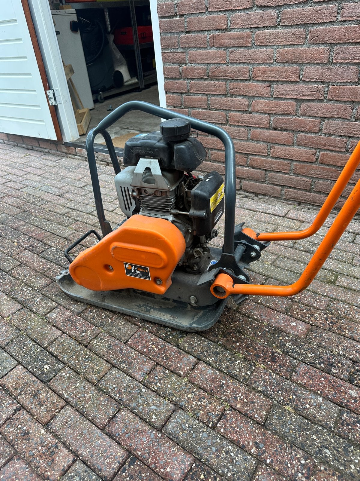Altrad Belle PCLX320 Trilplaat - 2019 Model, Ophalen