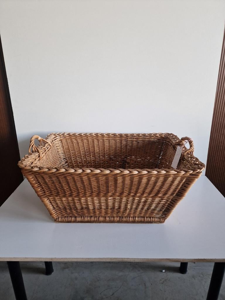Vintage  brocante oude wasmand, Antiek en Kunst, Ophalen