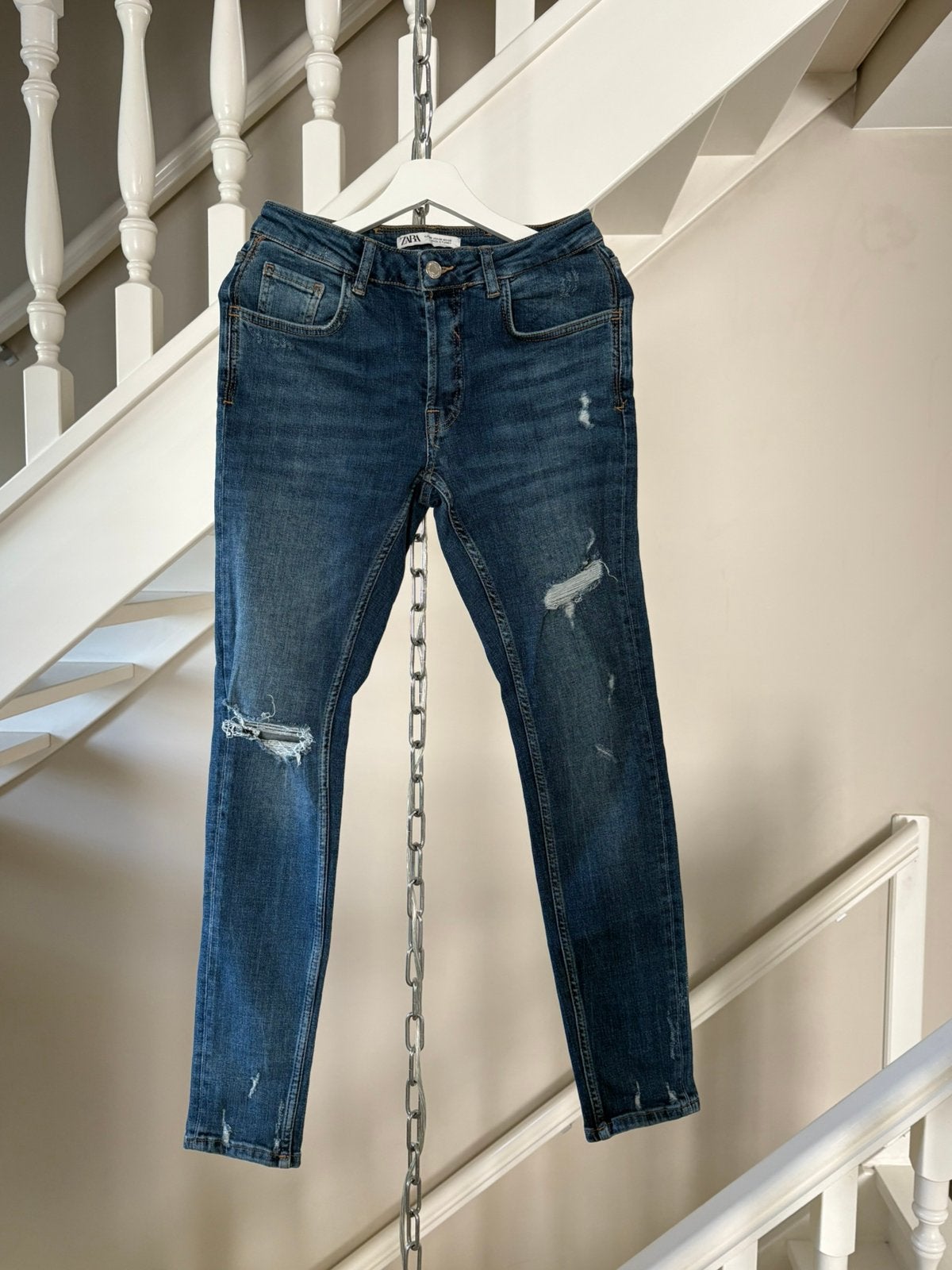 Spijkerbroek jeans middenblauw merk Zara maat 36 (US 29), Kleding | Dames, Ophalen of Verzenden, Zo goed als nieuw, Blauw, W28 - W29 (confectie 36)