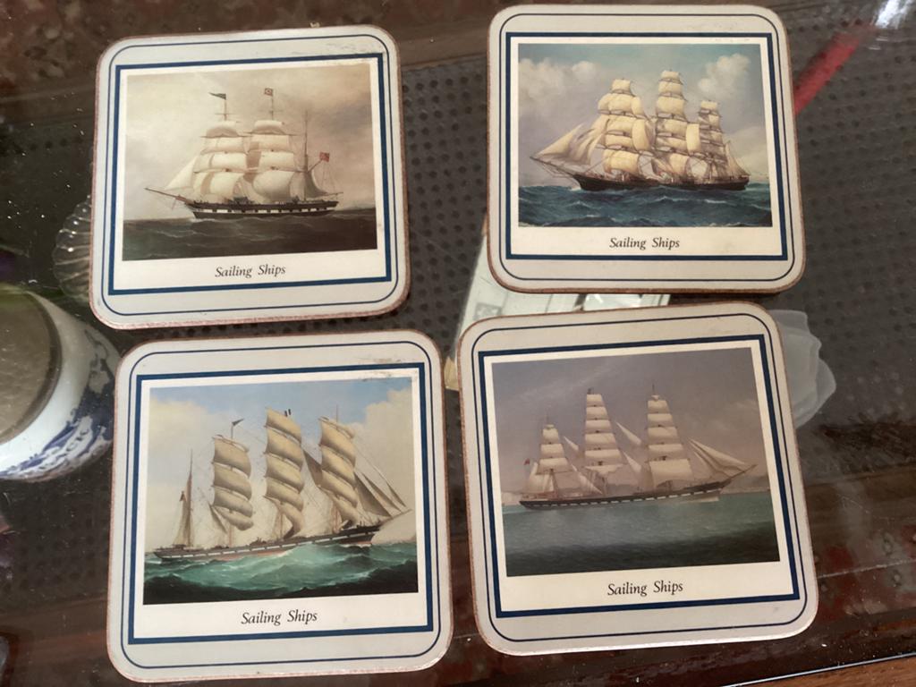 Zeilschepen // per stuk / 10.5 cm, Verzamelen, Scheepvaart, Ophalen of Verzenden, Zo goed als nieuw