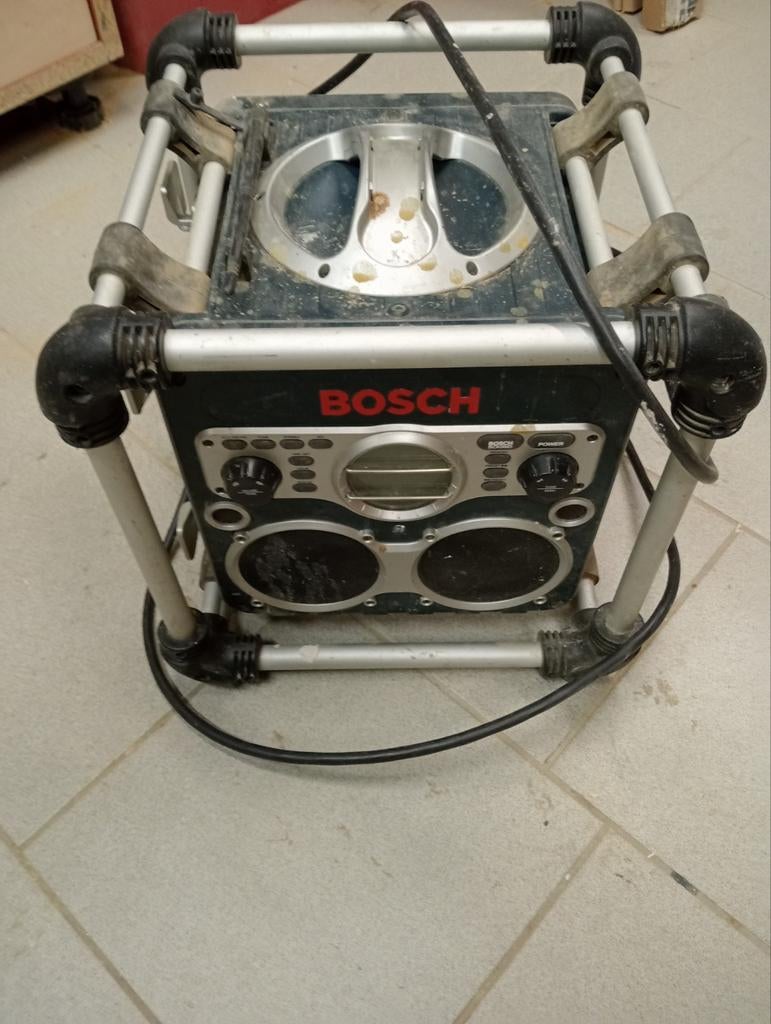 Bosch bouwradio, Ophalen, Bouwradio