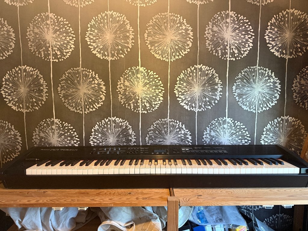 Roland RD-700SX Digitale Stage Piano, Ophalen, Zwart, Digitaal, Zo goed als nieuw