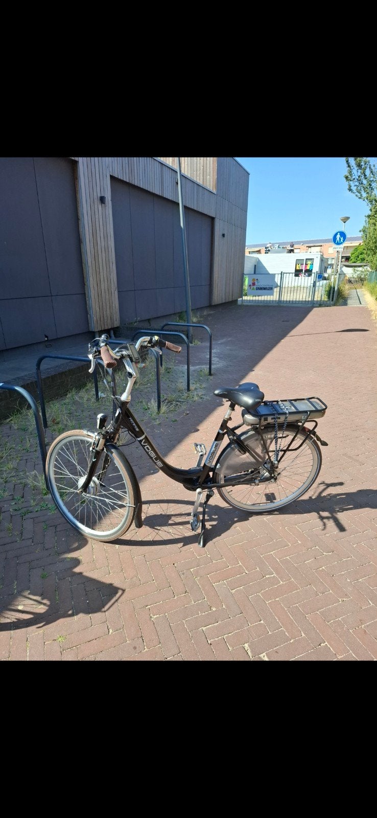 Vogue E-bike met accu - Gebruikt, Fietsen en Brommers, Elektrische fietsen, Ophalen, Gebruikt, Overige merken