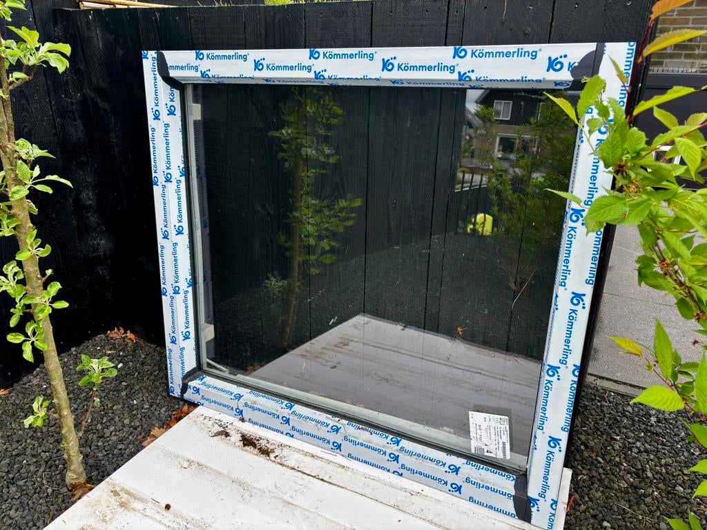 Nieuw Kunststof Kozijn - Wit/Antraciet Houtnerf, Doe-het-zelf en Verbouw, Kozijnen en Schuifpuien, Nieuw, Raamkozijn, Kunststof
