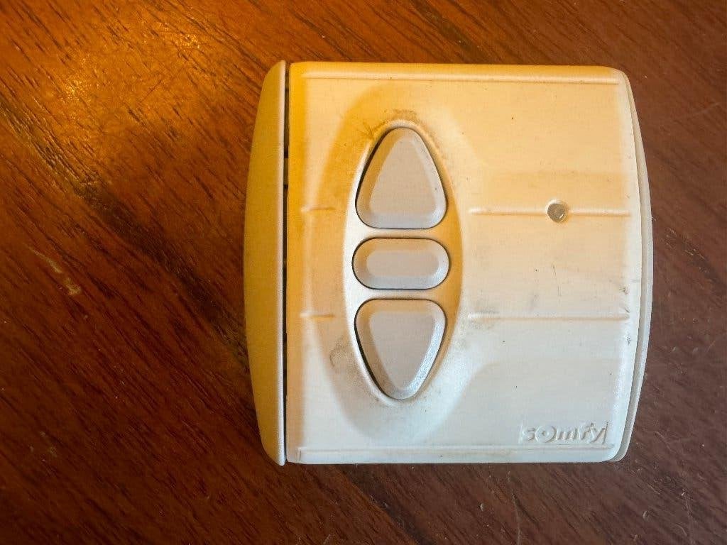 SOMFY Afstandsbediening Remote Control Markies Zonnescherm, Ophalen of Verzenden, Gebruikt, Universeel