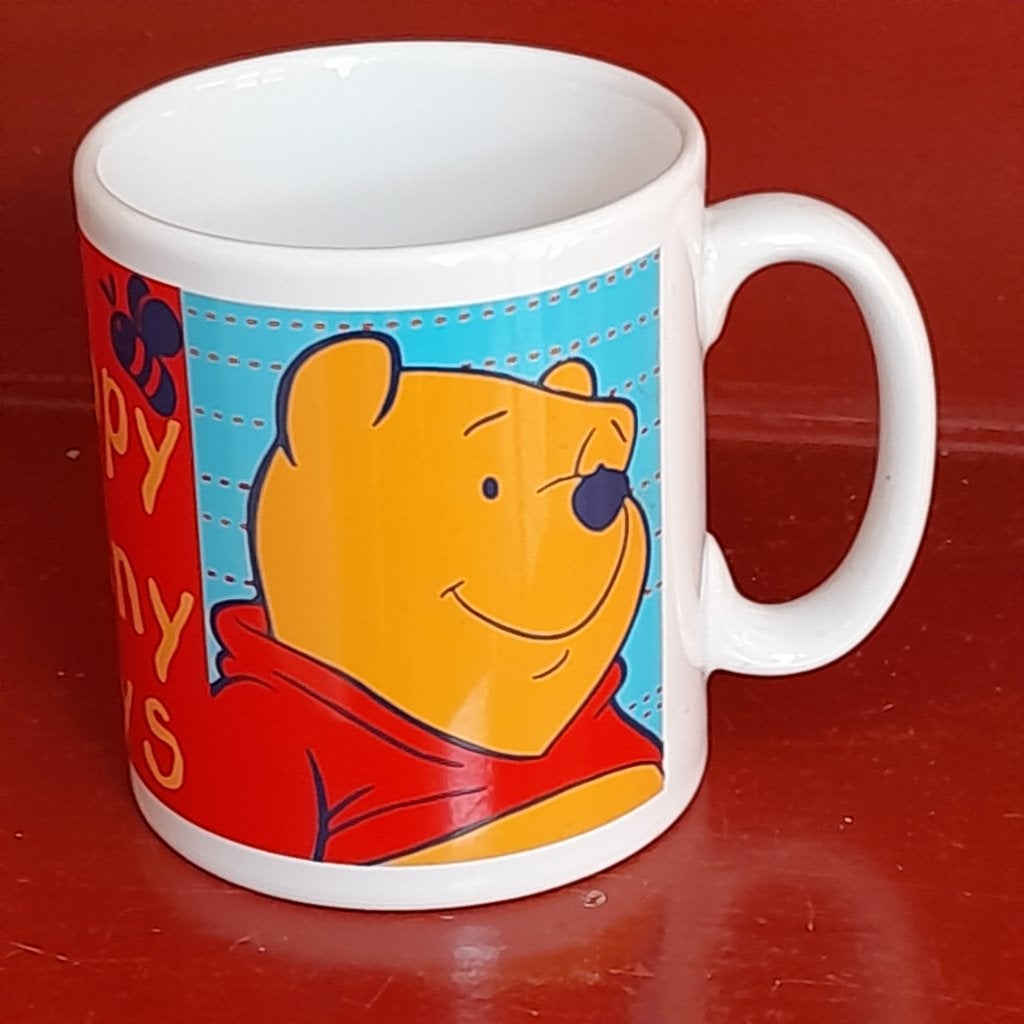 Beker met afbeelding Winnie-the-Pooh, Gebruikt, Ophalen of Verzenden, Overige stijlen, Kop(pen) en/of Schotel(s)