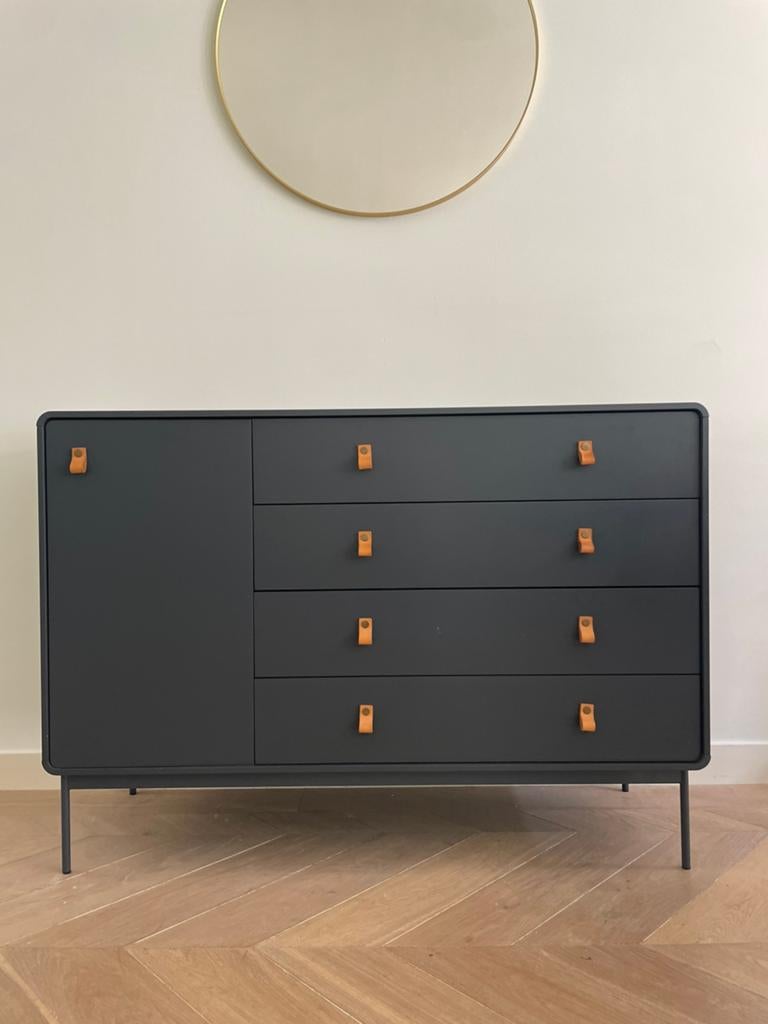 Dressoir Bolia, Huis en Inrichting, Kasten | Ladekasten, Ophalen, 100 tot 150 cm, Zo goed als nieuw, 3 of 4 laden