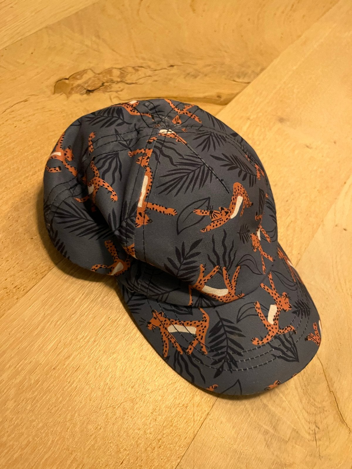 Hema Petje 92/98 (18-36 maanden) met luipaardprint, Ophalen of Verzenden, Zo goed als nieuw, Jongetje of Meisje, Pet