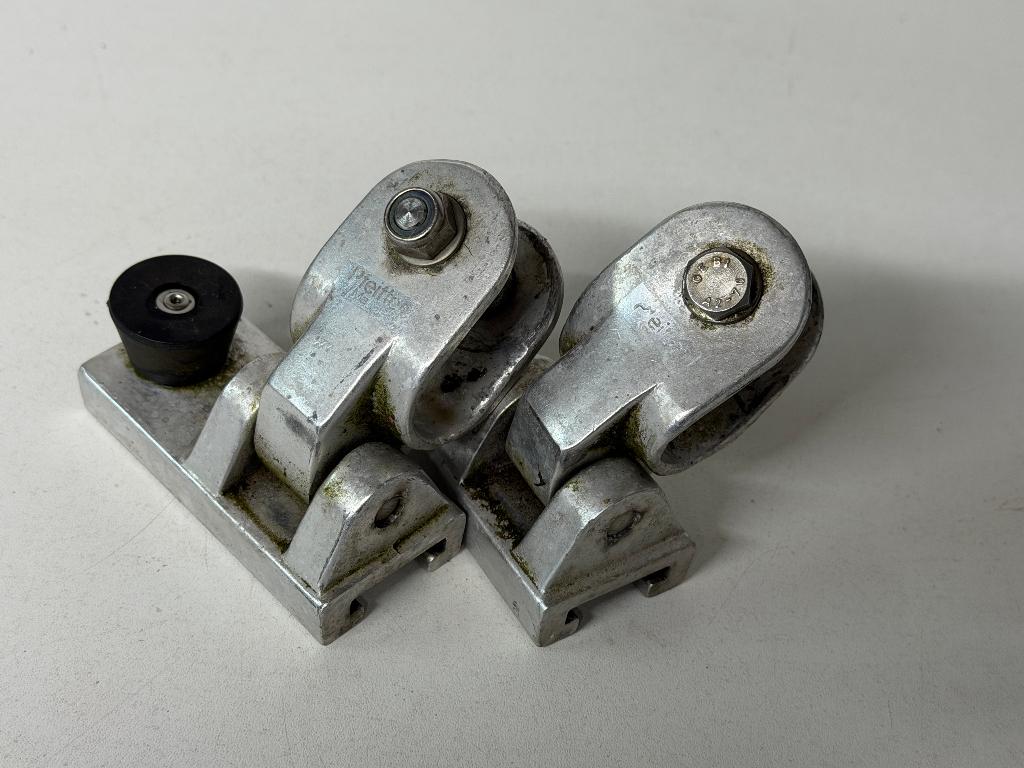2 x Pfeiffer Genuaslede 25 mm, Watersport en Boten, Accessoires en Onderhoud, Ophalen of Verzenden, Gebruikt, Overige typen