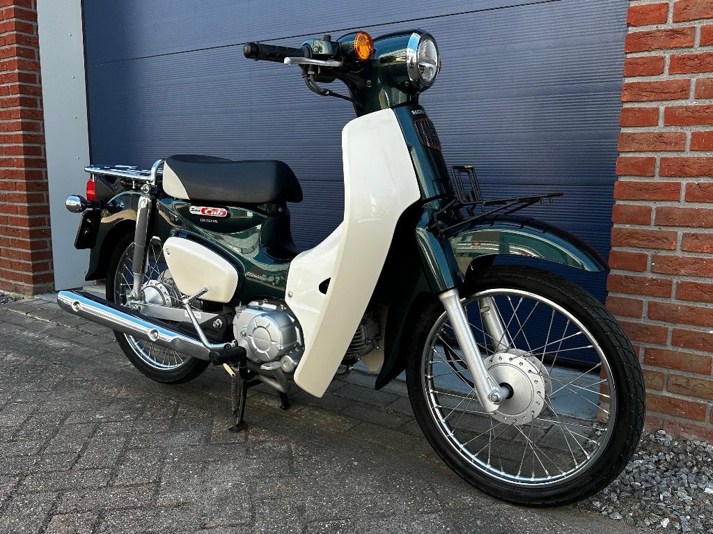 Honda C50 Super Cub | Tasmania Green | 2020 | NL Kenteken, Ophalen, Overige modellen, 49 cc, Zo goed als nieuw