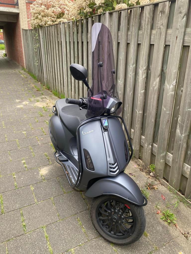 Vespa Sprint S 2018 Matgrijs (titanio grey) Vol accessoires, Ophalen, Overige modellen, Maximaal 45 km/u, Zo goed als nieuw