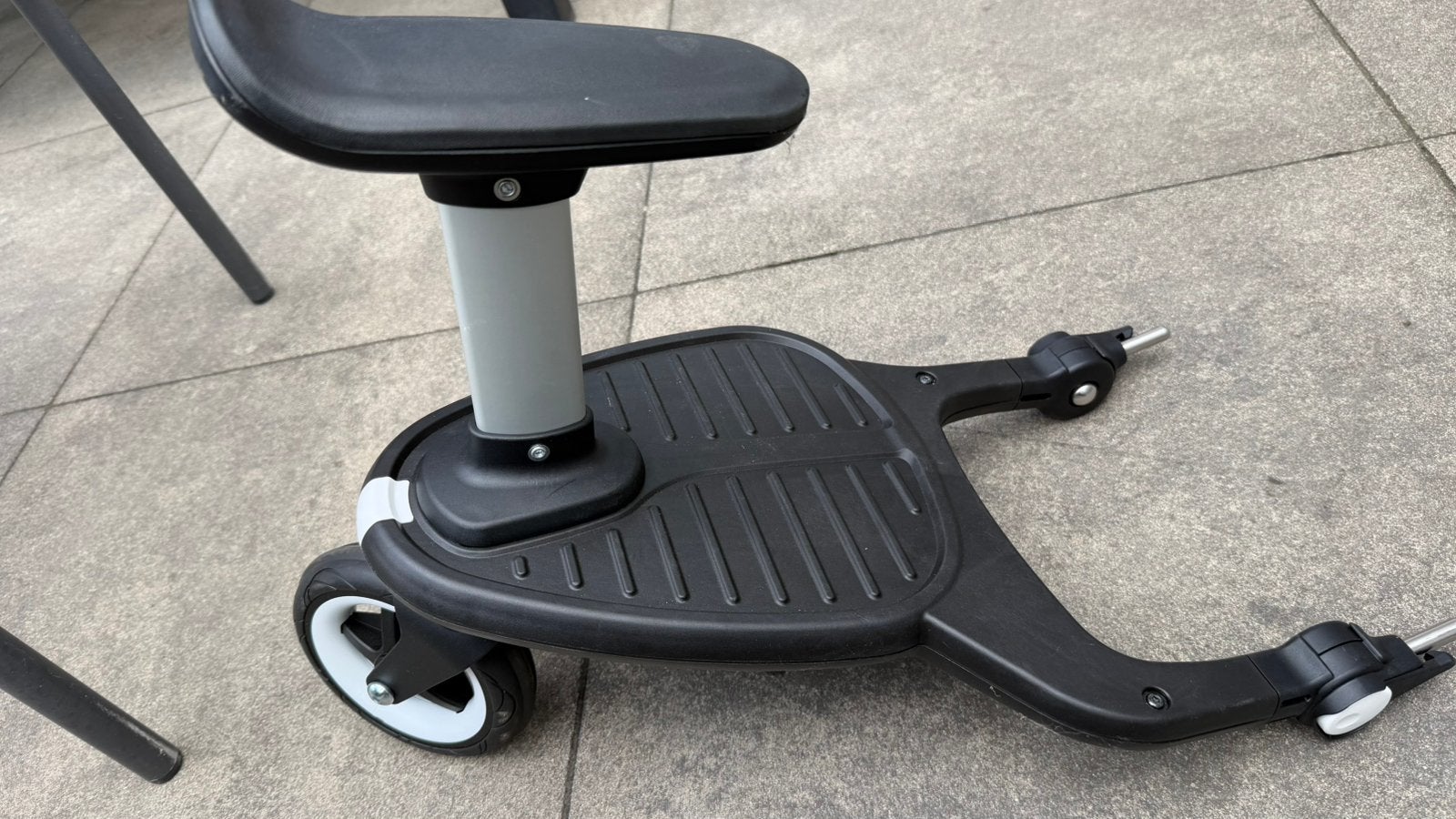 Lascal BuggyBoard Maxi+ met zitje – zo goed als nieuw, Kinderen en Baby's, Kinderwagens en Combinaties, Ophalen, Zo goed als nieuw
