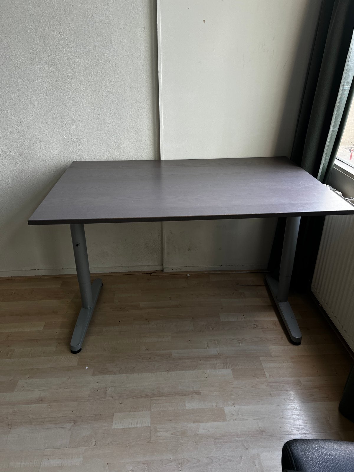 Bureau, Ophalen, Zo goed als nieuw