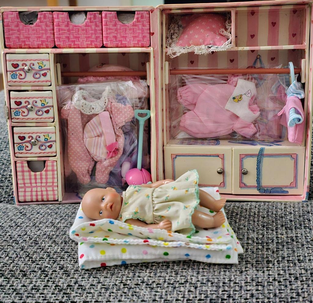 Baby born mini- vintage kast/ popje/accessoires, Kinderen en Baby's, Speelgoed | Poppen, Ophalen, Gebruikt, Babypop