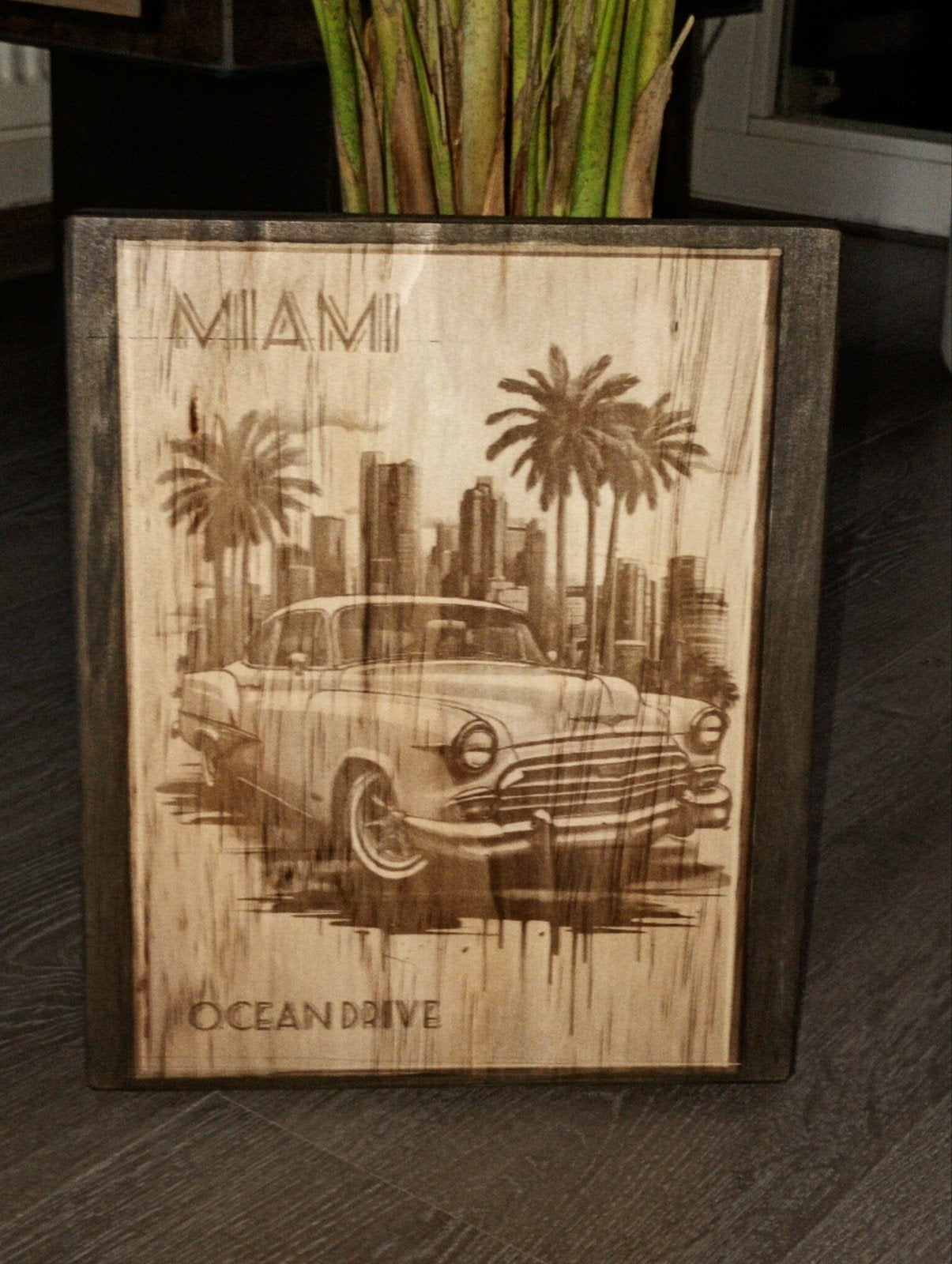 MIAMI houten decoratie -24x29, Hout, Overige stijlen, Nieuw, Ophalen of Verzenden