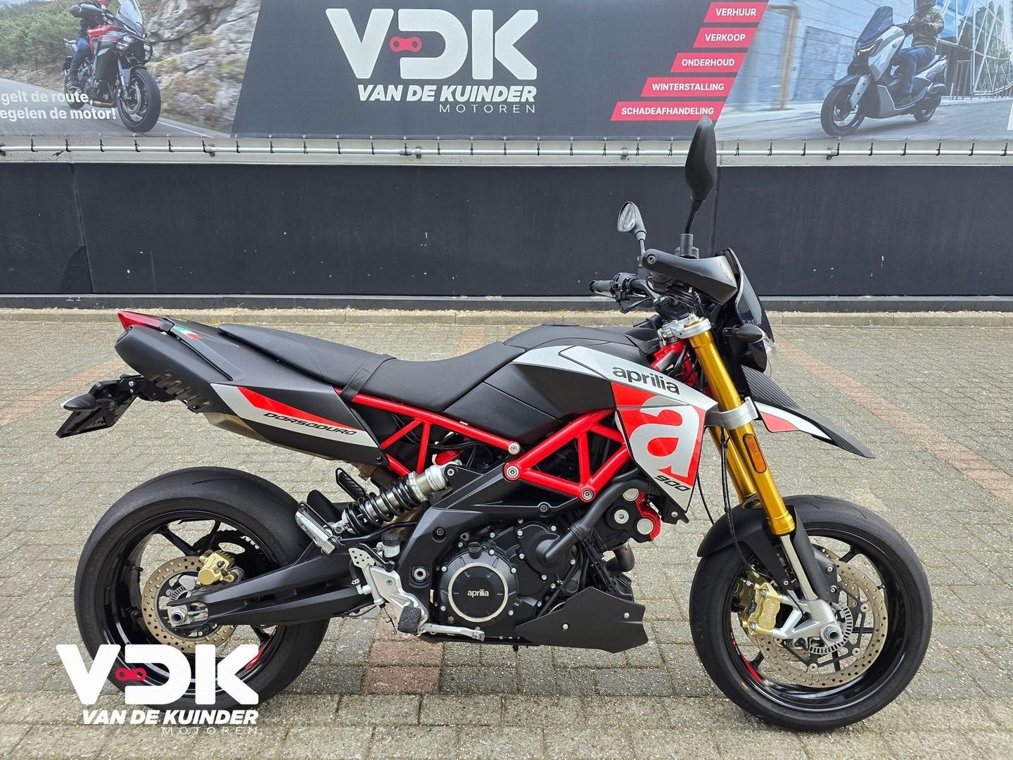 APRILIA DORSODURO 900 (bj 2017), Motoren, Motoren | Aprilia, Bedrijf, SuperMoto, meer dan 35 kW, 2 cilinders, Motorrijbewijs A