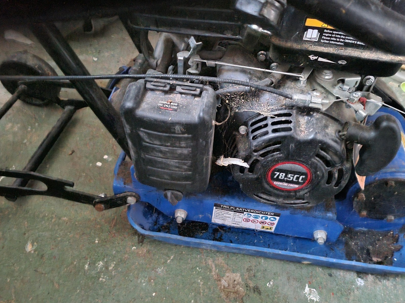 Trilplaatverdichter 78.5CC - Compact en Krachtig, Doe-het-zelf en Verbouw, Gereedschap | Overige machines, Ophalen, Gebruikt