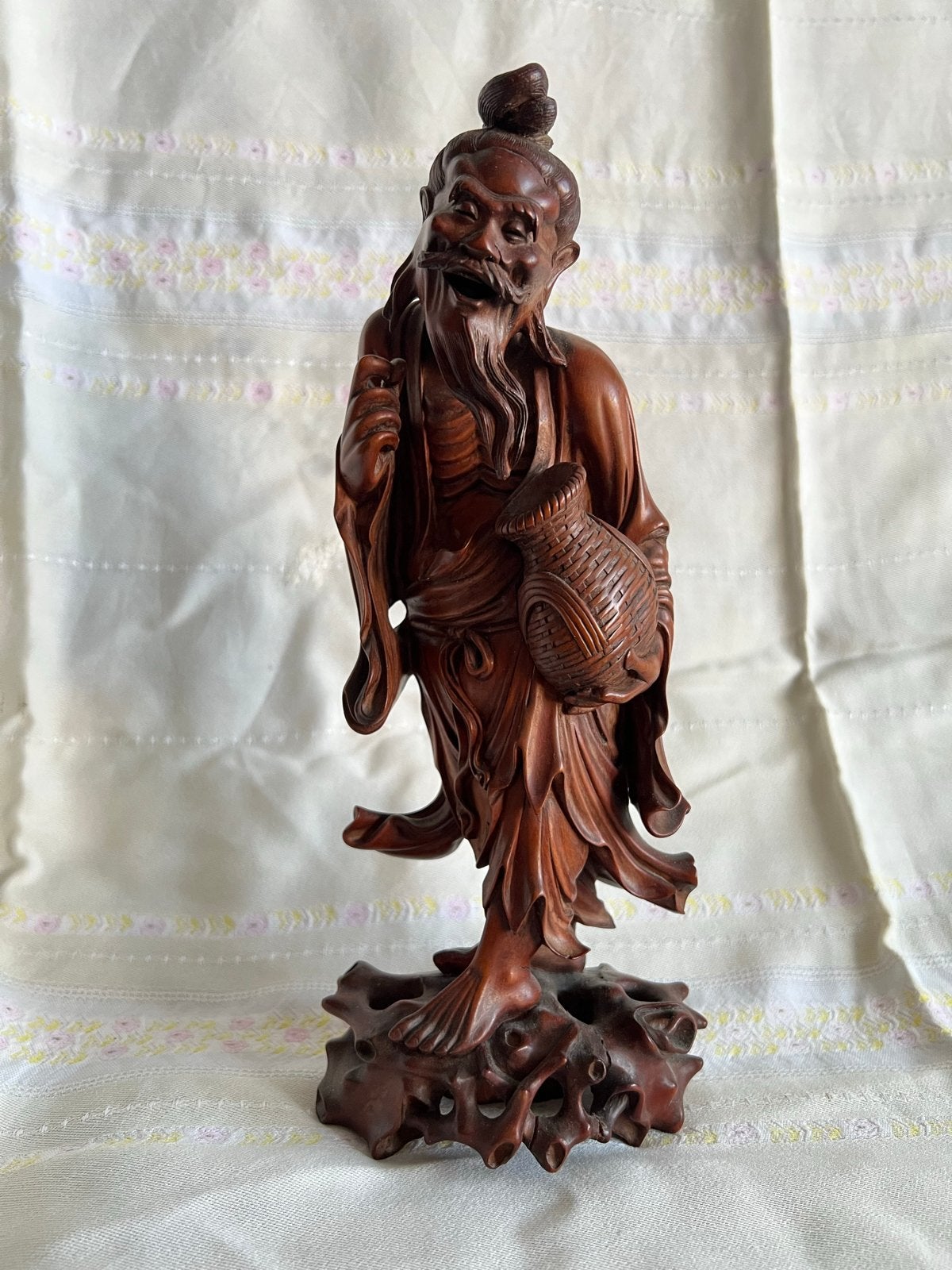 Oud Chinees houten beeld van een visser, Antiek en Kunst, Kunst | Beelden en Houtsnijwerken, Ophalen of Verzenden, Handgemaakt