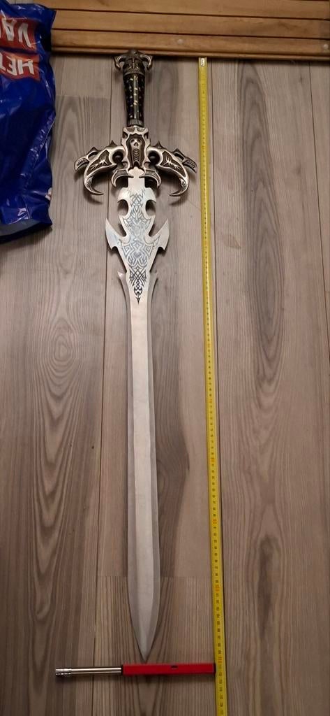 Fantasy Zwaard met Houder - Decoratief Stuk 110cm, Ophalen, Zo goed als nieuw