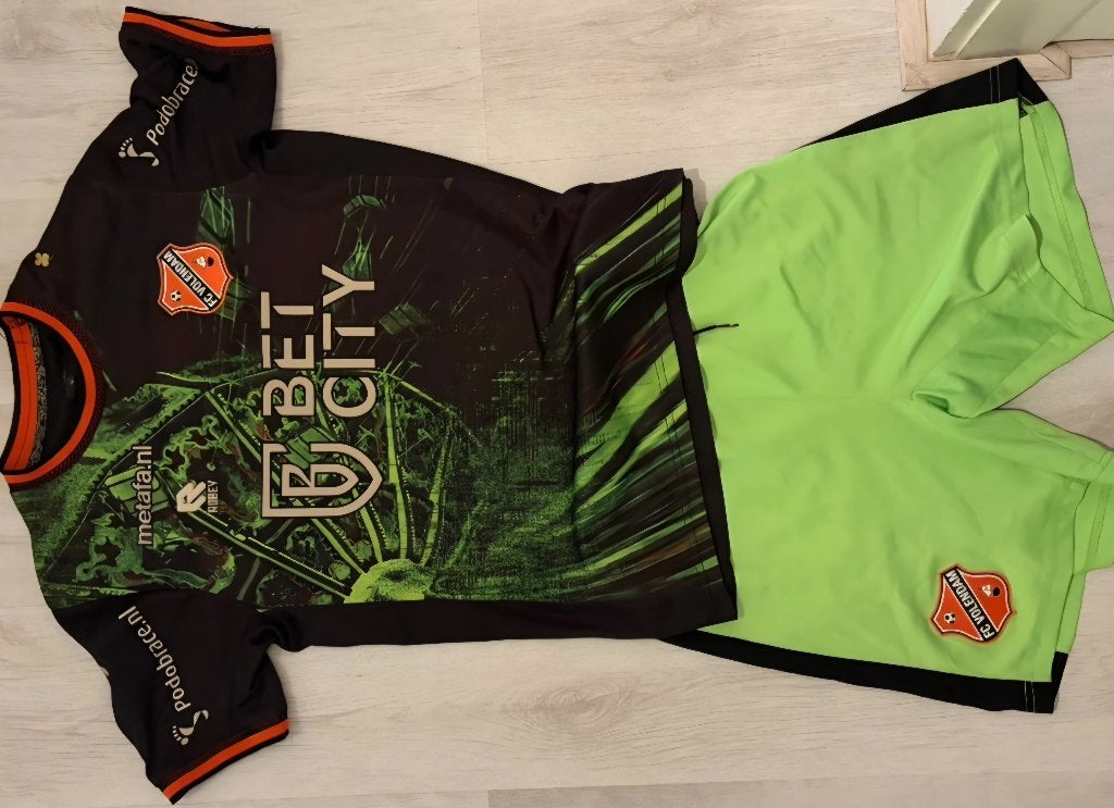 Fc Volendam tenue, Ophalen of Verzenden, Zo goed als nieuw, Overige binnenlandse clubs, Shirt