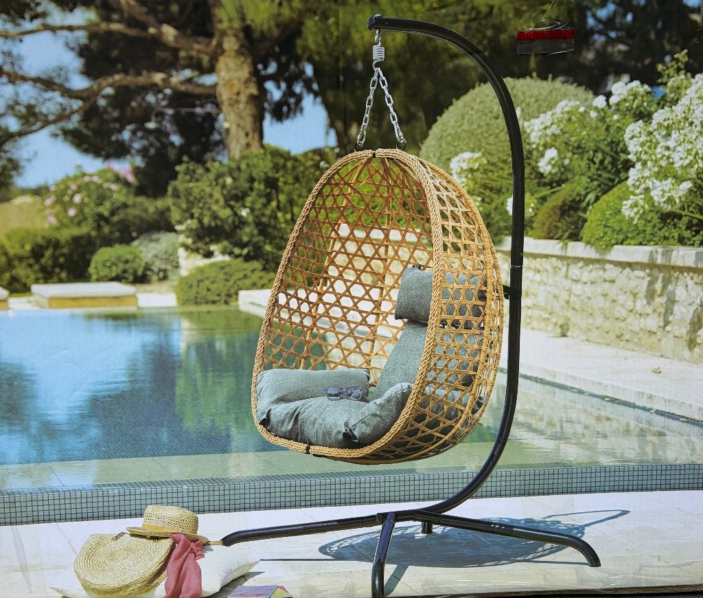 Hangstoel met standaard - bruin, Tuin en Terras, Ophalen, Zo goed als nieuw, Rotan, Inklapbaar