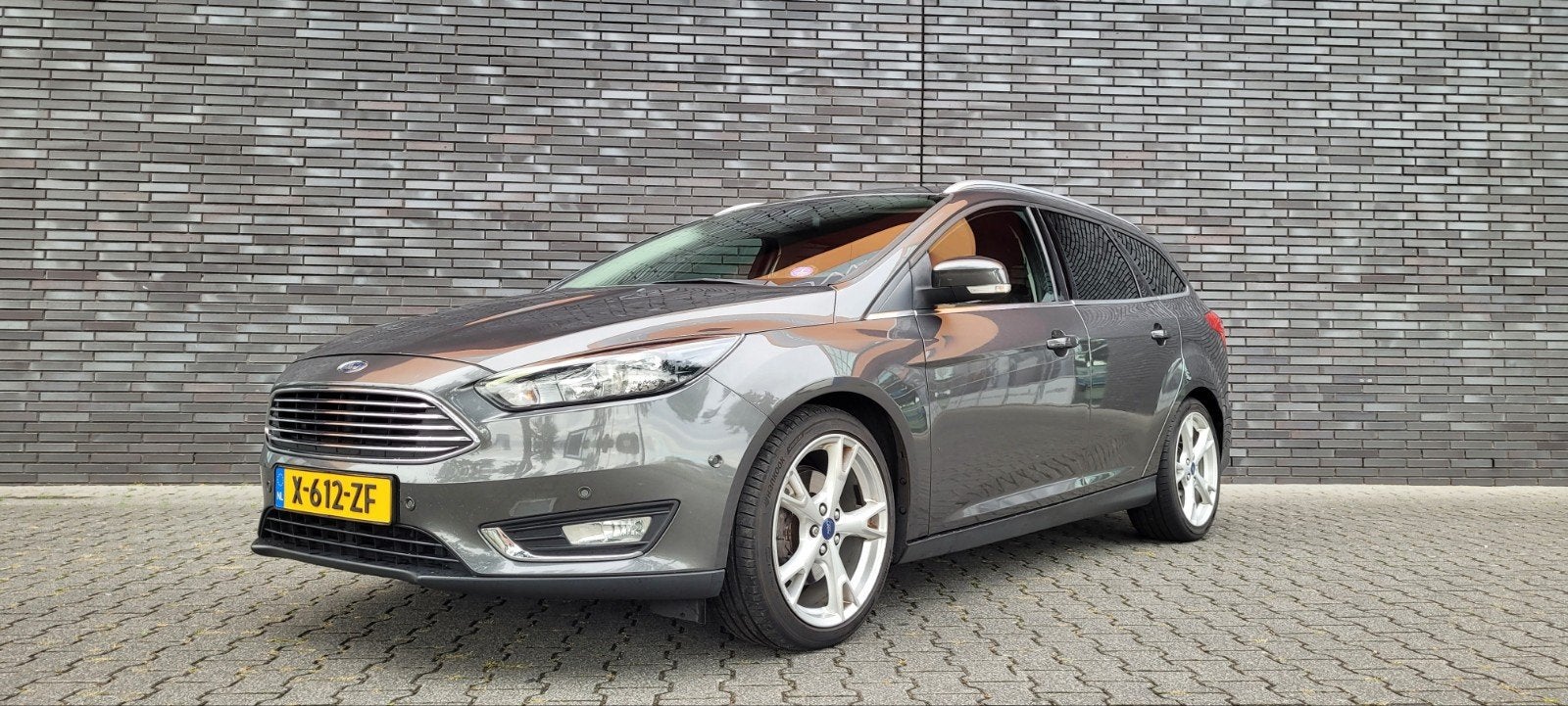 Ford Focus 1.5 Titanium | trekhaak | nwe distr.riem |stlverw, Auto's, 1498 cc, Zwart, 4 cilinders, Stationwagon
