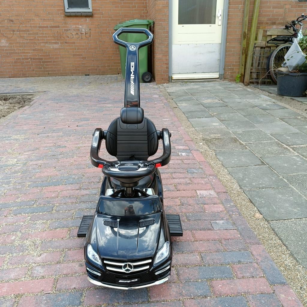 Mercedes-AMG loopauto, Kinderen en Baby's, Speelgoed | Speelgoedvoertuigen, Ophalen, Gebruikt