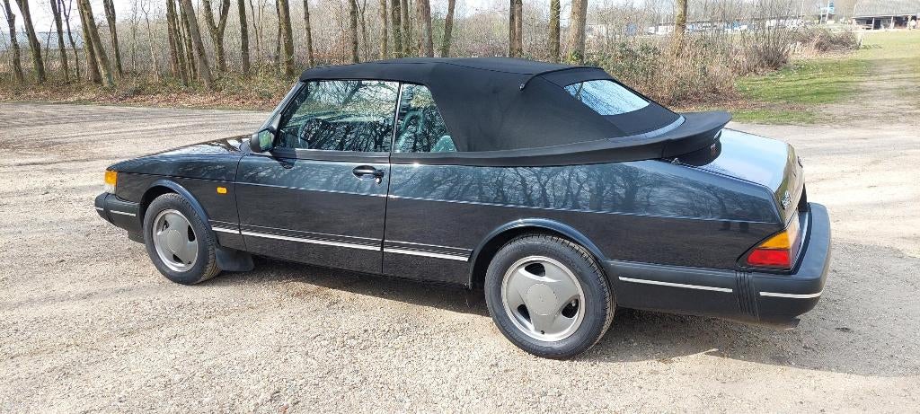 Saab 900 2.0 16 SE Cabrio U9 1993 Zwart, Voorwielaandrijving, Zwart, 4 cilinders, Cabriolet