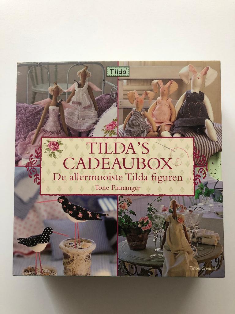 Tilda's Cadeaubox, Verzenden, Tone Finnanger, Zo goed als nieuw, Borduren en Naaien